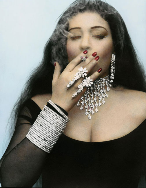 Fifi smoking